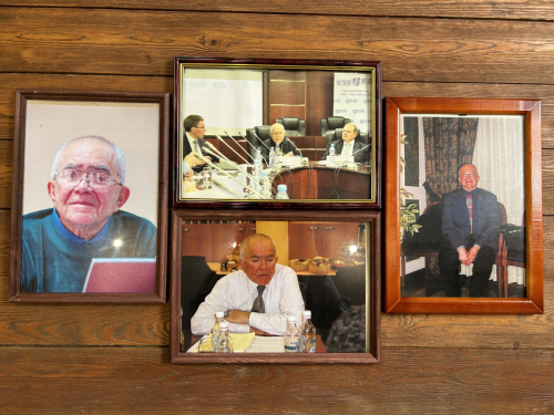3.4. Fragment of the Memory Gallery of Ambassador Roland M. Timerbaev (1927-2019) — Chairman of PIR Center Executive Board (1994-2010).